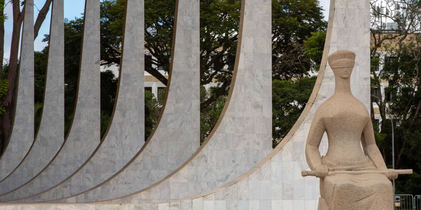 stf-tem-4-votos-a-1-para-tornar-reus-mais-131-investigados-pelo-8/1