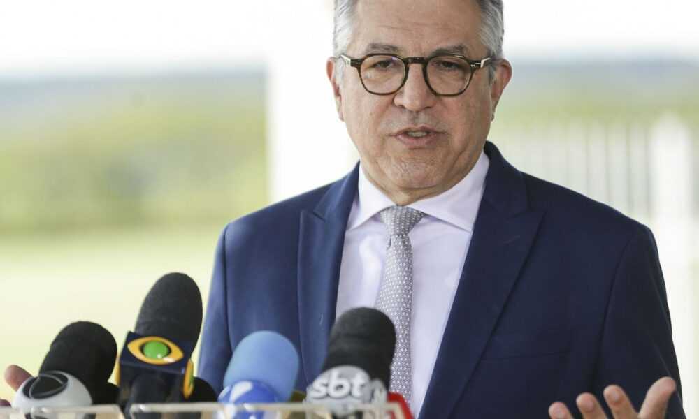 padilha-diz-que-ministerio-da-saude-nao-sera-negociado