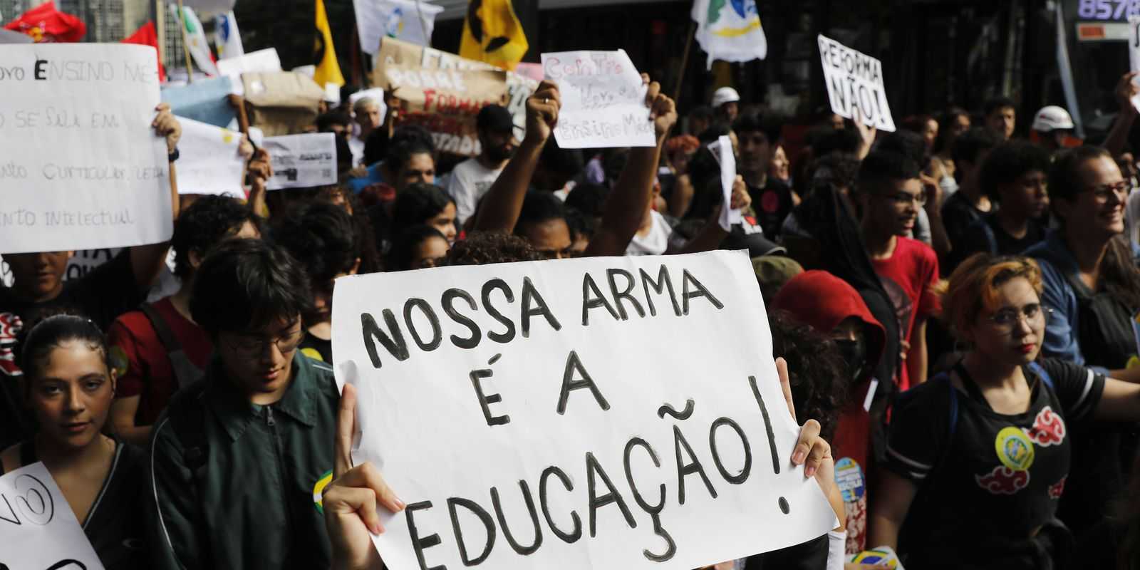 secretarios-de-educacao-levam-ao-mec-proposta-para-novo-ensino-medio