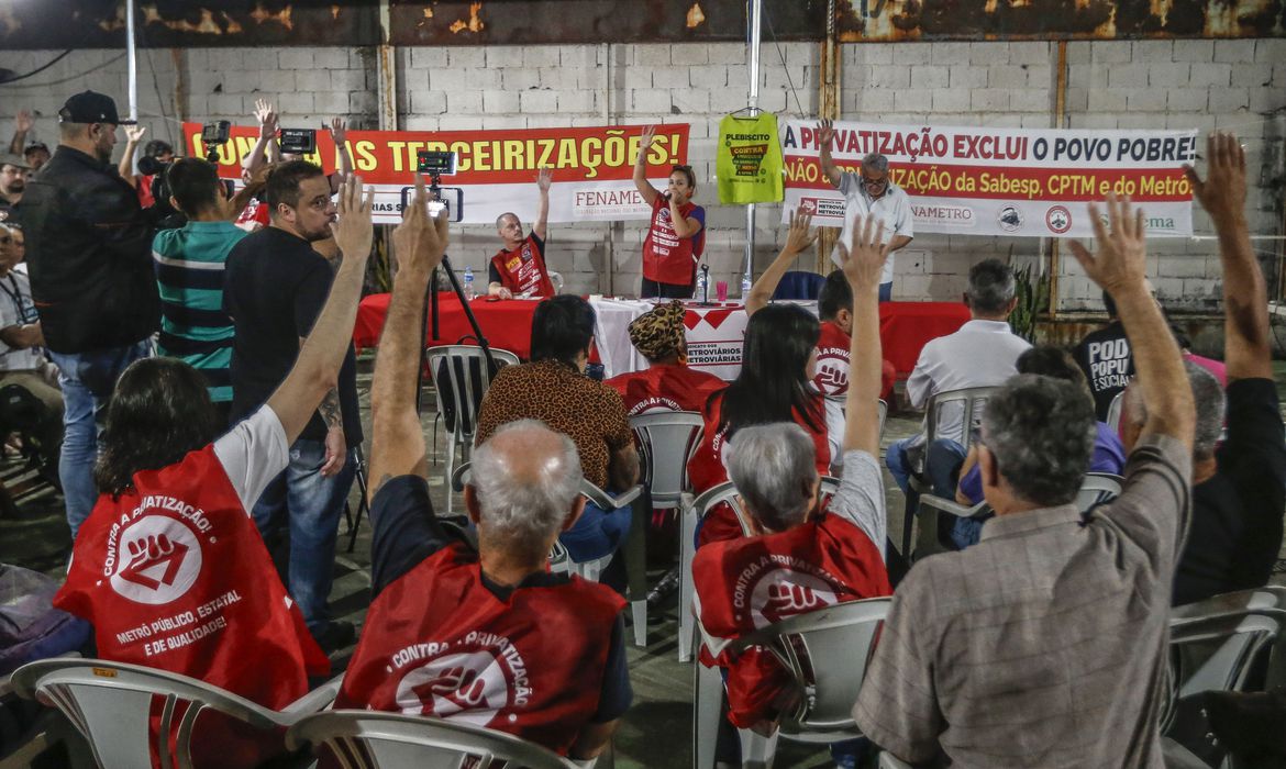 metroviarios-encerram-greve-em-sao-paulo-–-aruja-reporter