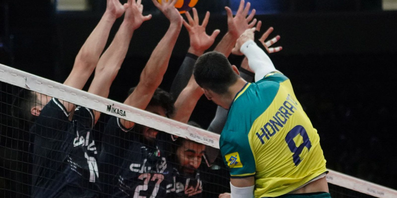 volei-brasileiro-vence-ira-e-segue-na-briga-por-vaga-nas-olimpiadas