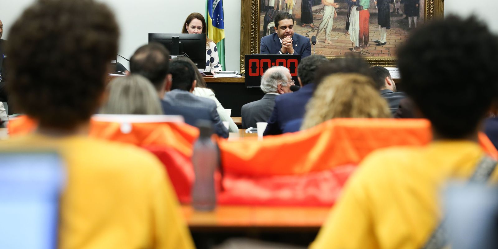 comissao-da-camara-aprova-projeto-que-proibe-casamento-homoafetivo