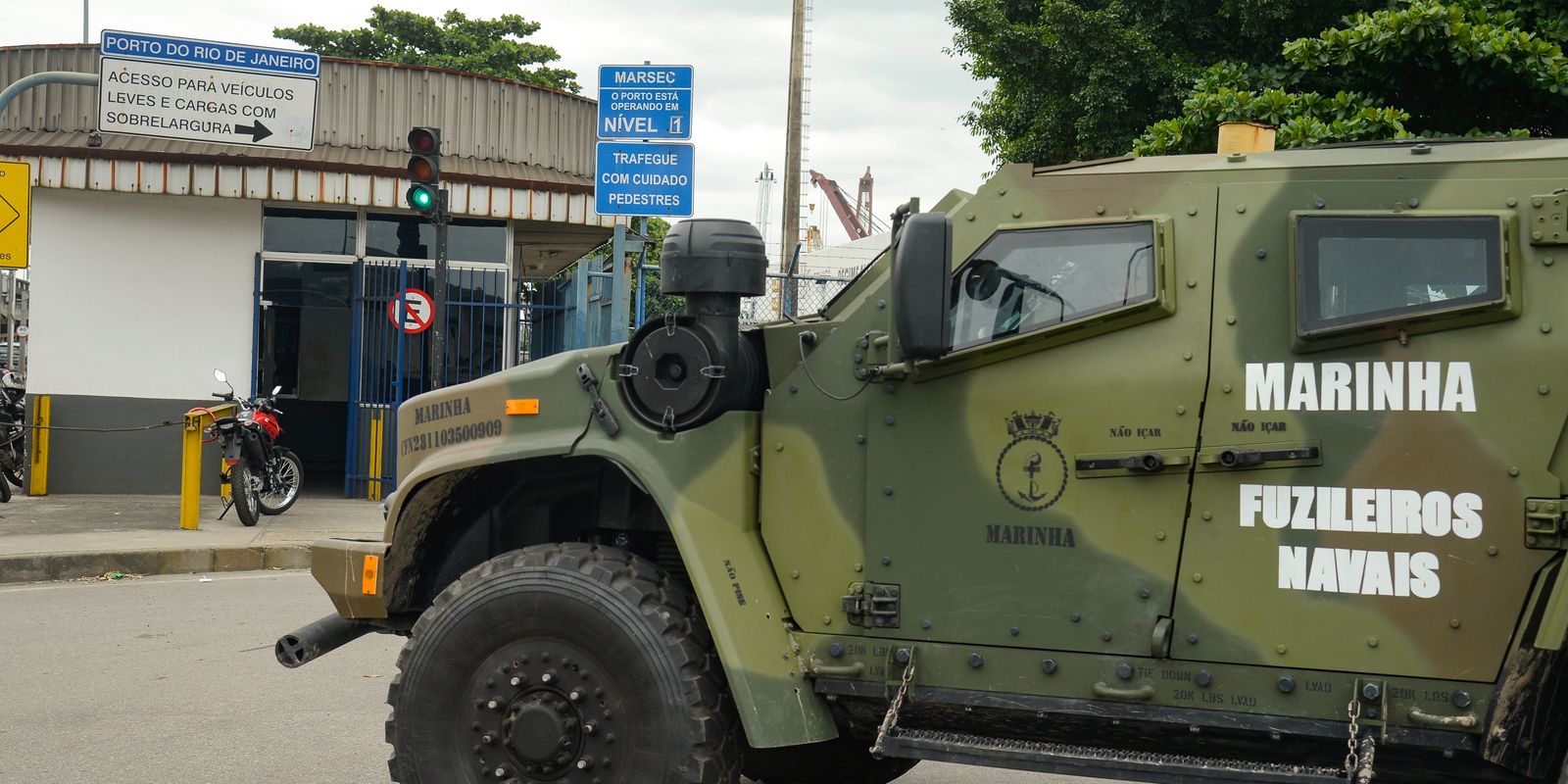 glo:-militares-comecam-a-atuar-em-portos-e-aeroportos