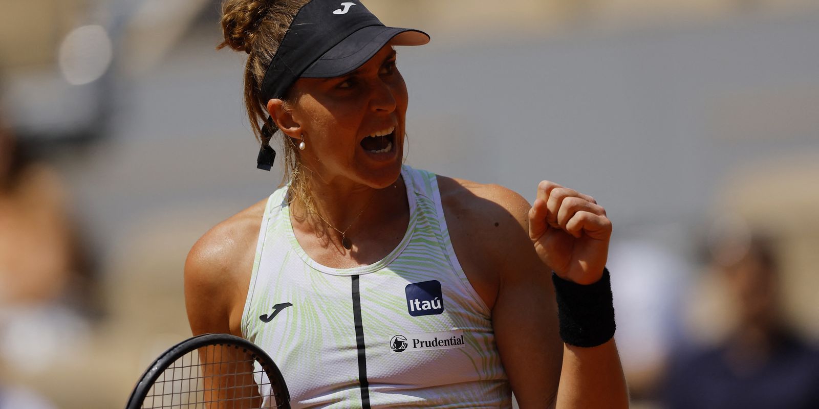 pigossi-e-haddad-vencem-na-estreia-do-brasil-na-billie-jean-king-cup
