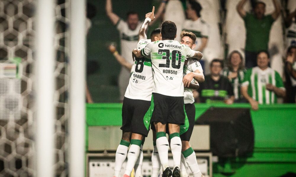 serie-b:-coritiba-derrota-ceara-por-3-a-1-no-couto-pereira
