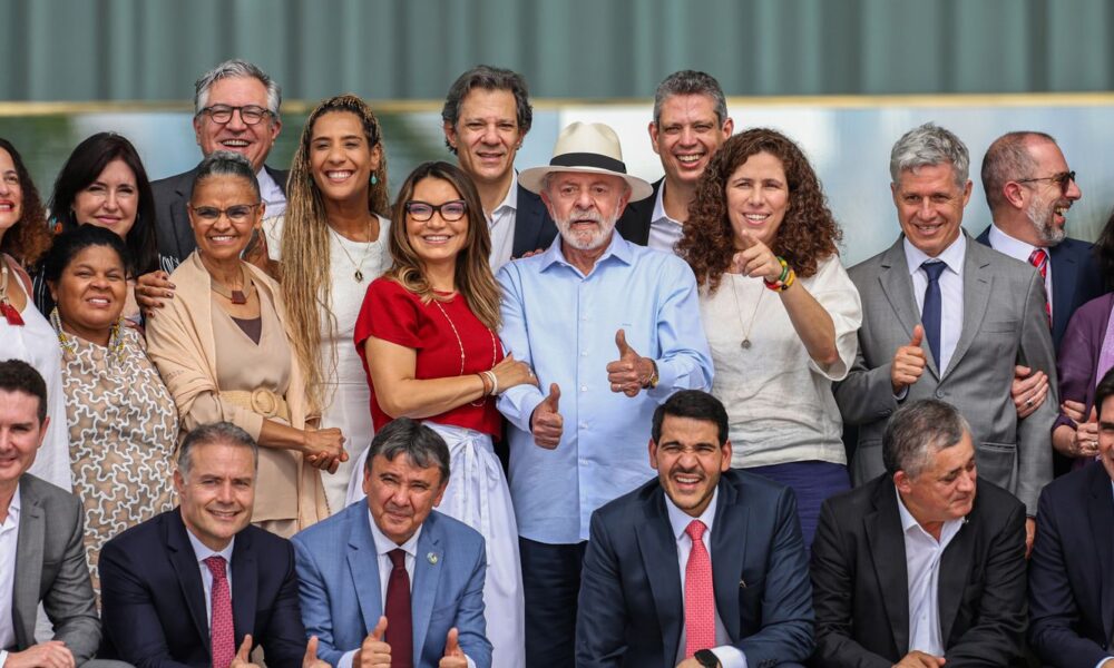 lula-reune-ministros-para-almoco-no-alvorada