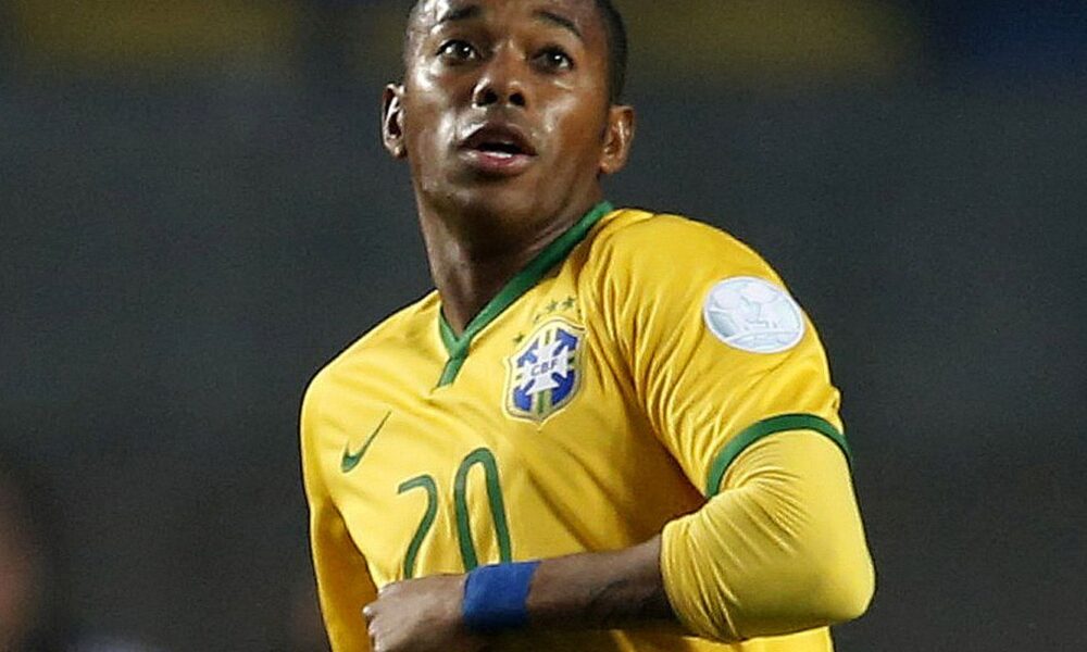 mendes-pede-vista-e-suspende-julgamento-de-robinho-no-stf