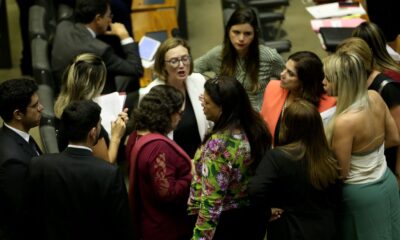 mudanca-no-codigo-eleitoral-reduz-participacao-feminina,-diz-oxfam
