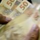 caixa-paga-bolsa-familia-a-beneficiarios-com-nis-de-final-4