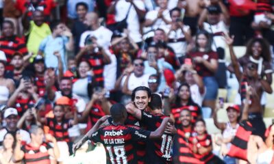flamengo-sobra-e-goleia-o-corinthians-no-estadio-do-maracana