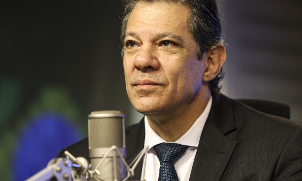 brasil-vai-viver-situacao-nova-com-reforma-tributaria,-diz-haddad