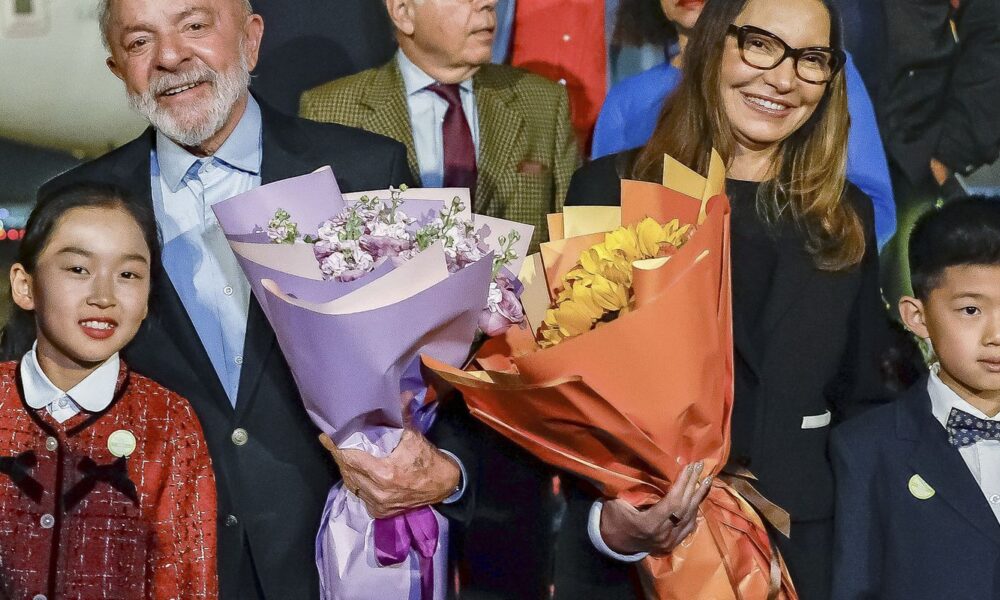 lula-se-reune-com-empresarios-chineses-em-pequim