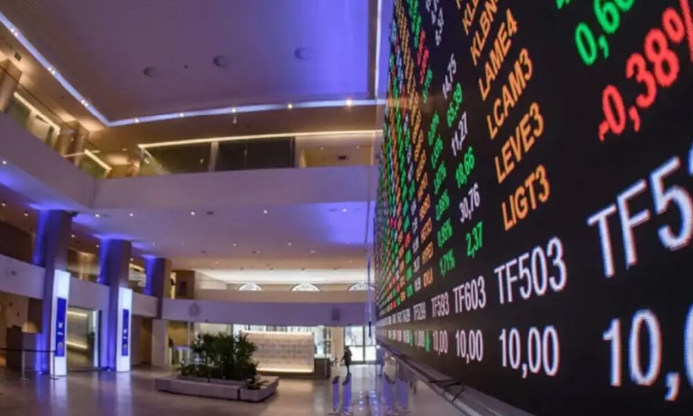 bolsa-atinge-novo-recorde-historico-e-se-aproxima-dos-140-mil-pontos