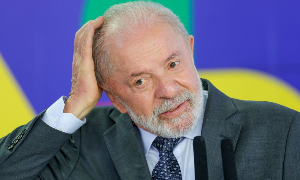 lula-diz-que-atritos-internos-sao-naturais-na-economia-e-meio-ambiente