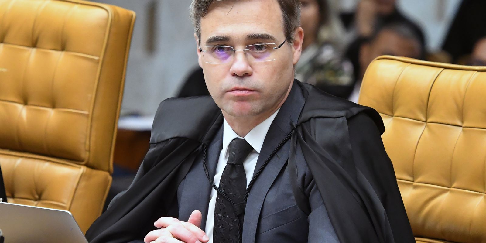 mendonca-vota-a-favor-da-revisao-da-vida-toda-no-stf